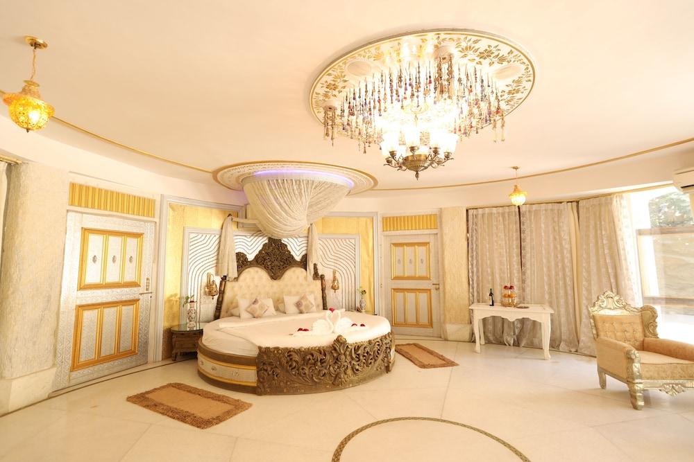 Lohagarh Fort Resort Kukas Zewnętrze zdjęcie