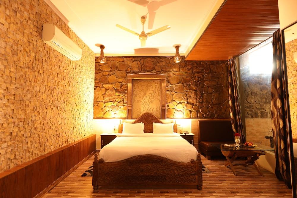 Lohagarh Fort Resort Kukas Zewnętrze zdjęcie