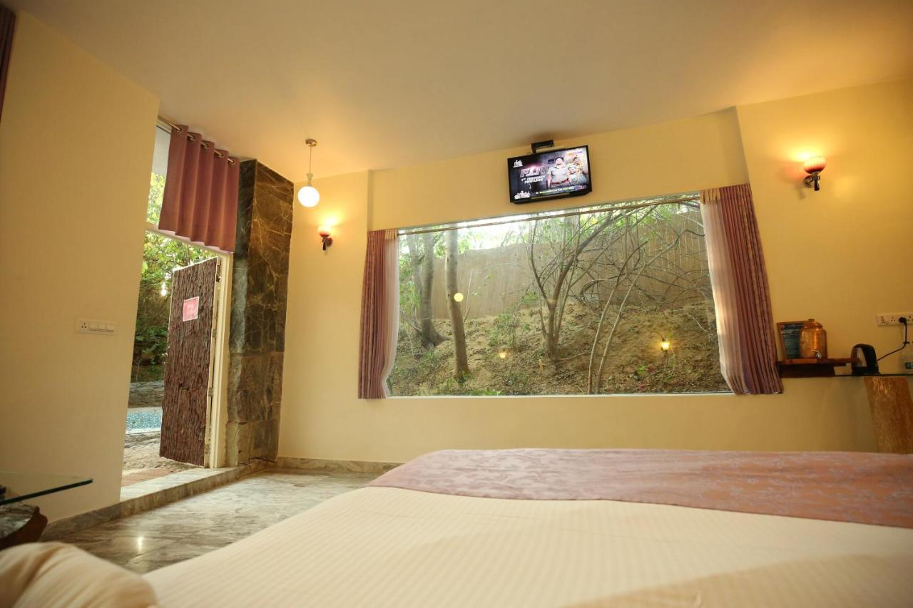 Lohagarh Fort Resort Kukas Zewnętrze zdjęcie