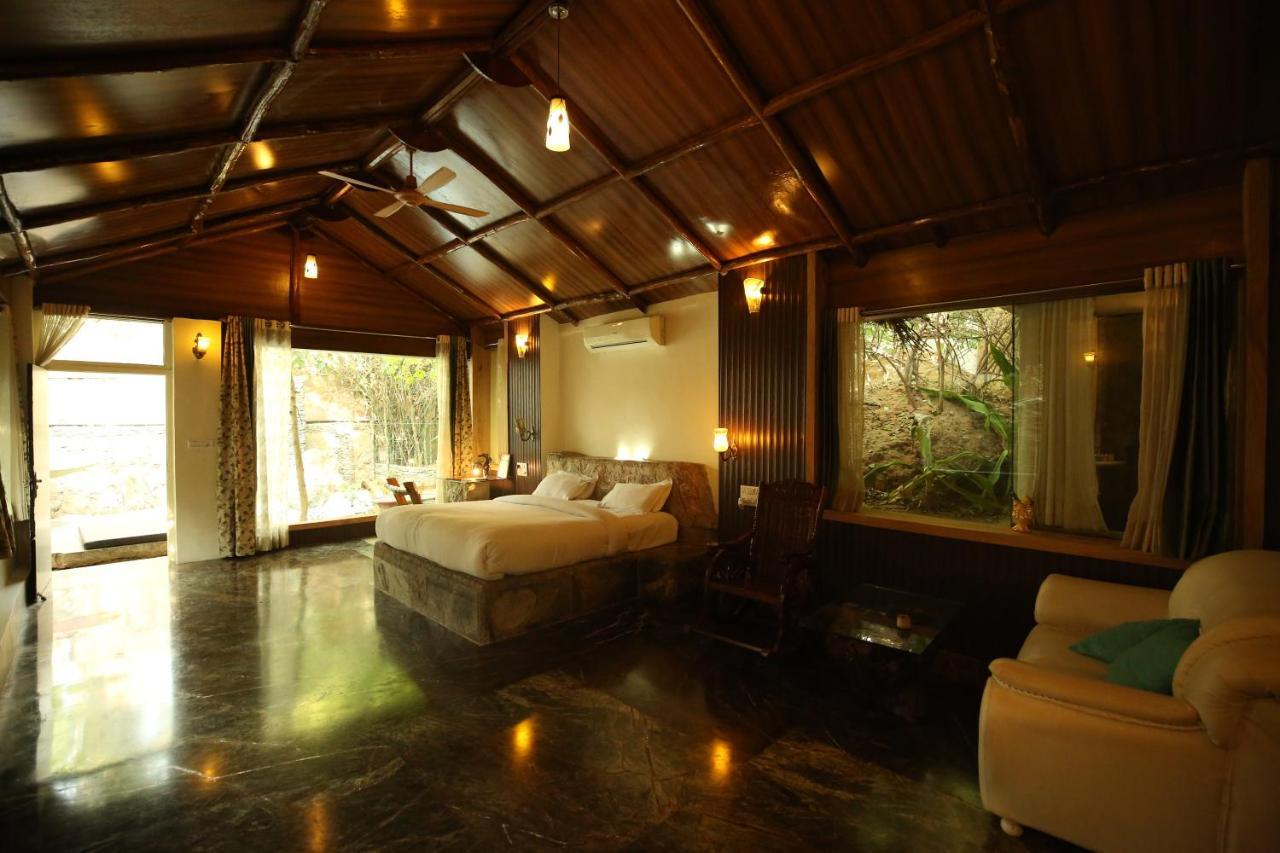 Lohagarh Fort Resort Kukas Zewnętrze zdjęcie