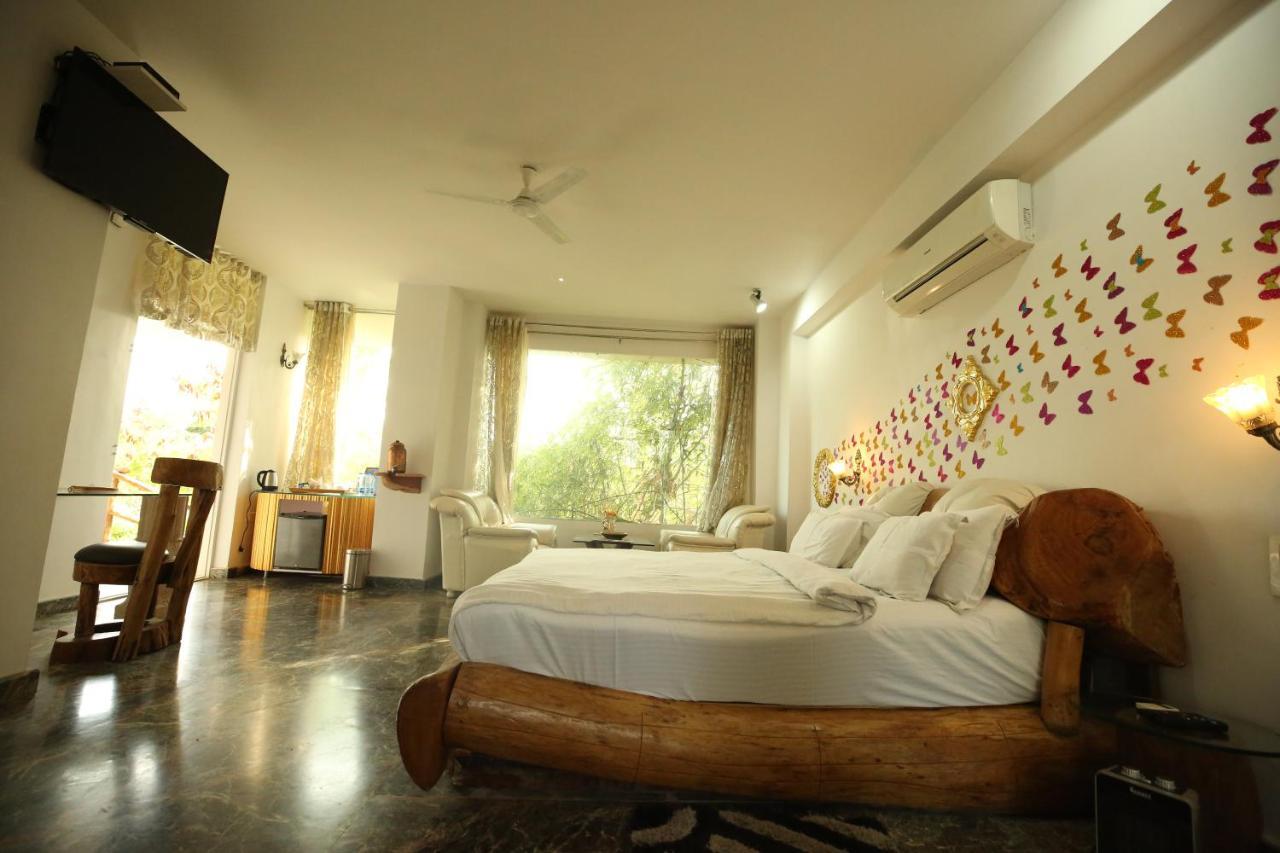 Lohagarh Fort Resort Kukas Zewnętrze zdjęcie