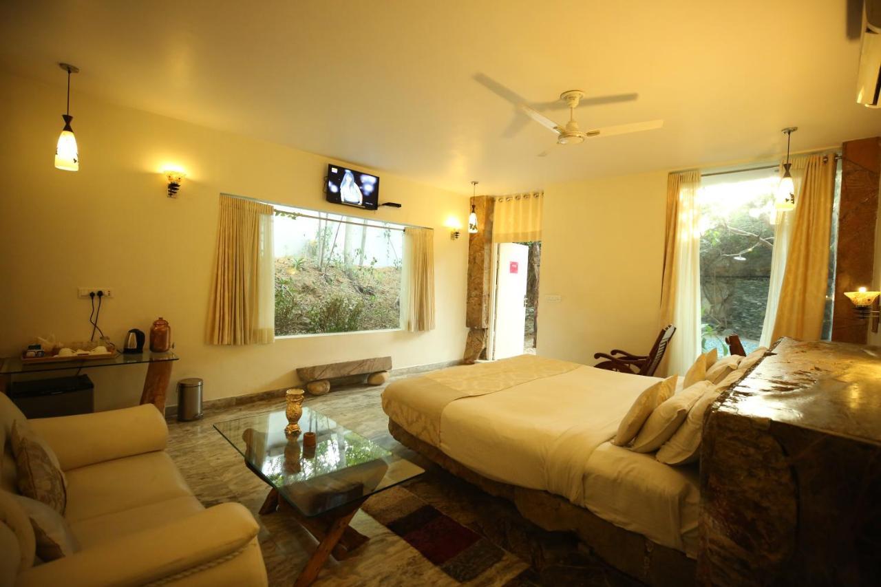 Lohagarh Fort Resort Kukas Zewnętrze zdjęcie