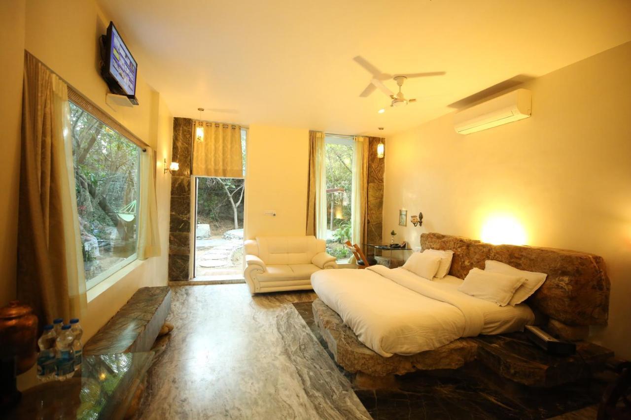 Lohagarh Fort Resort Kukas Zewnętrze zdjęcie