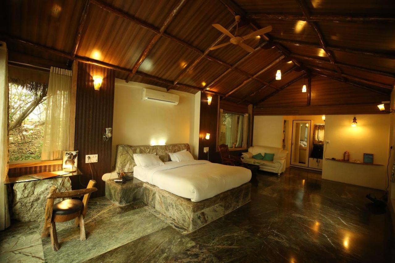 Lohagarh Fort Resort Kukas Zewnętrze zdjęcie