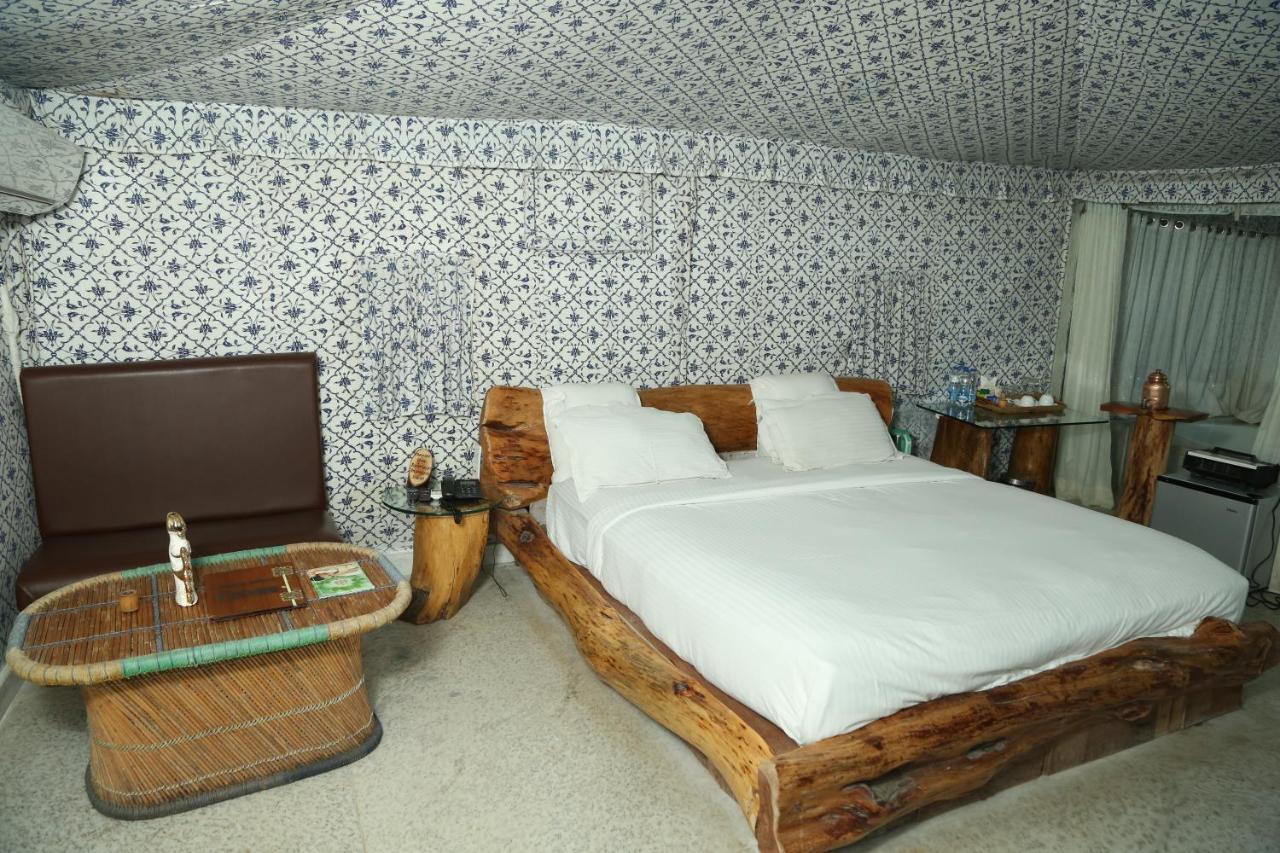 Lohagarh Fort Resort Kukas Zewnętrze zdjęcie