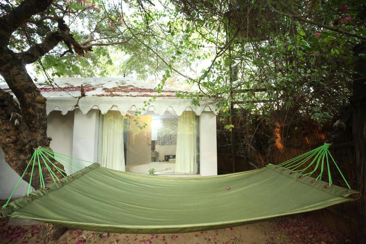 Lohagarh Fort Resort Kukas Zewnętrze zdjęcie