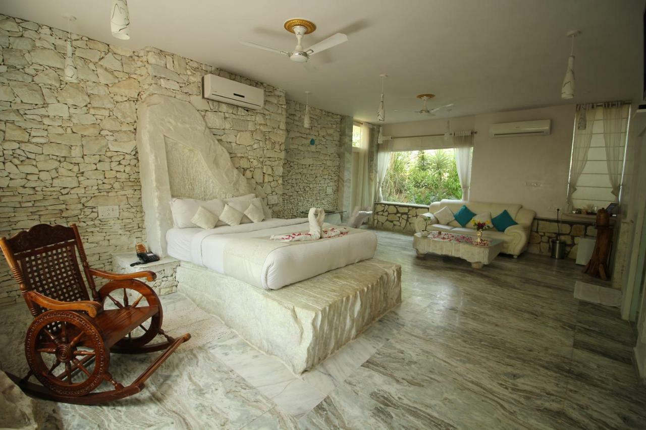 Lohagarh Fort Resort Kukas Zewnętrze zdjęcie